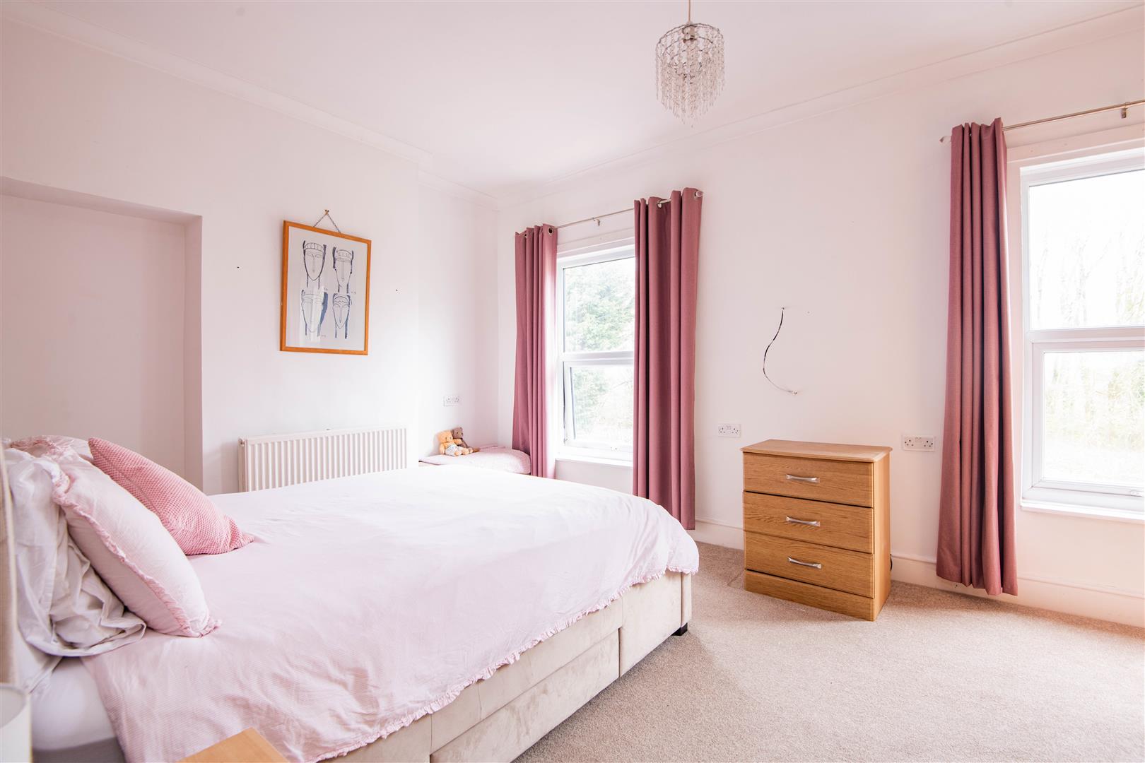 2 bed property in Cambridge Road, Preston